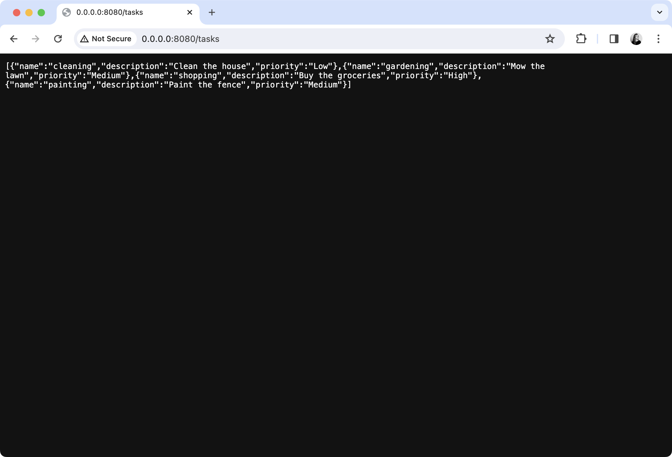浏览器屏幕中显示的 JSON 数据
